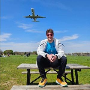 Meet your Posher, Alex